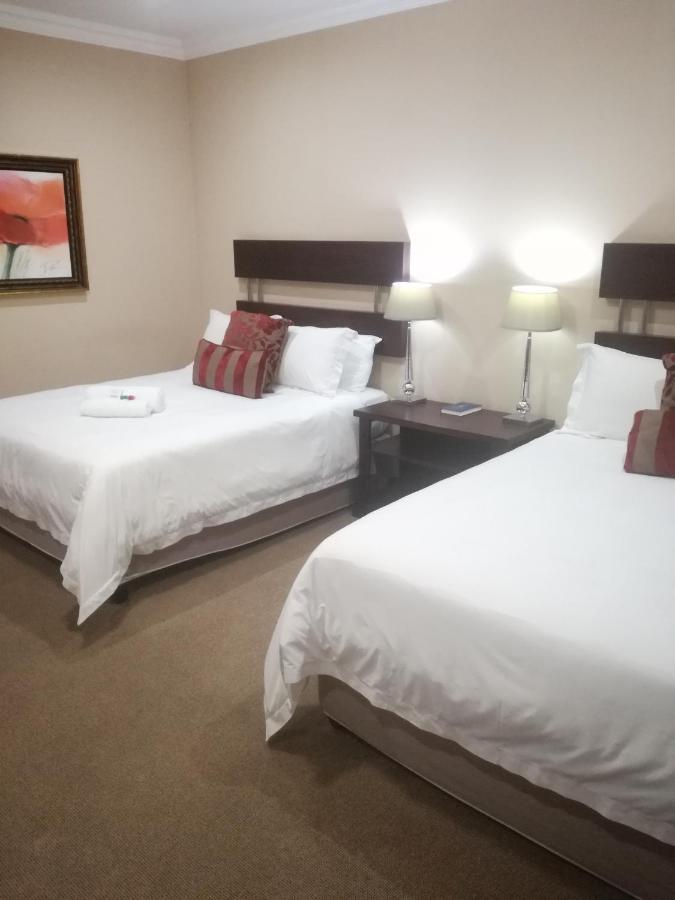 Belmont Guesthouse Bloemfontein Bagian luar foto