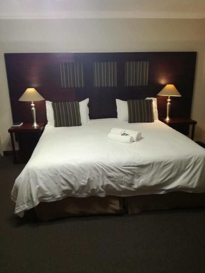 Belmont Guesthouse Bloemfontein Bagian luar foto