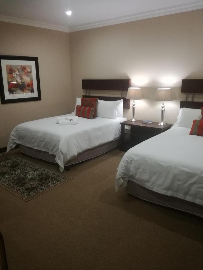 Belmont Guesthouse Bloemfontein Bagian luar foto