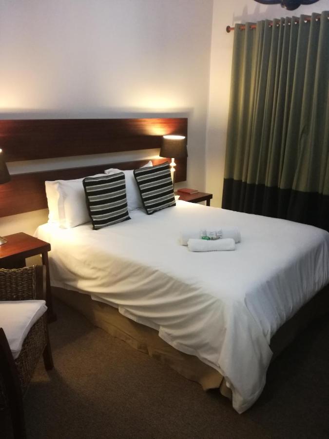 Belmont Guesthouse Bloemfontein Bagian luar foto